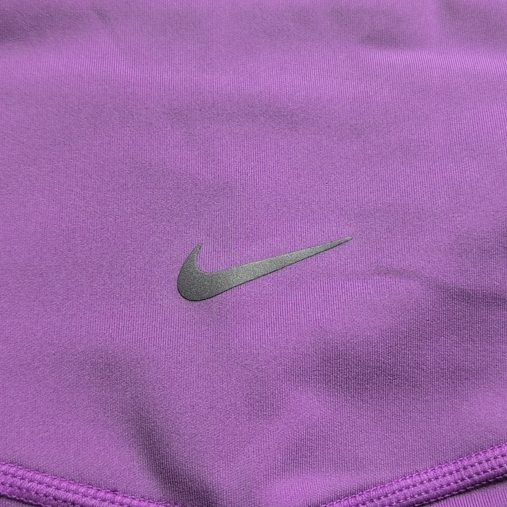 Nike Women's Purple Shorts Size Small - Picture 4 of 6